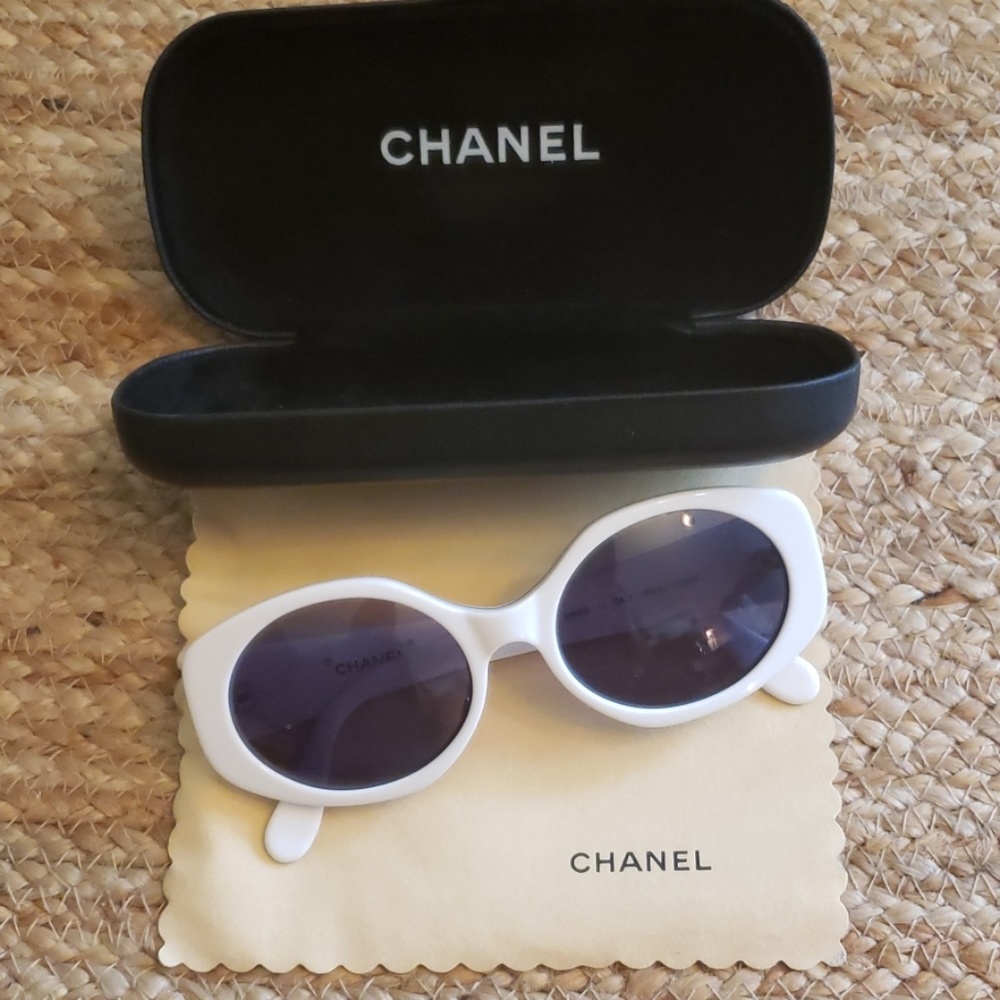 Vintage Chanel 08850 C0200 Sunglasses